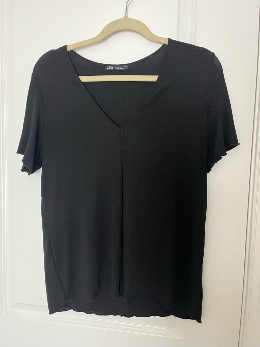 Zara Black Large Short Sleeve Ribbed V Neck Relaxed Shirt Blouse